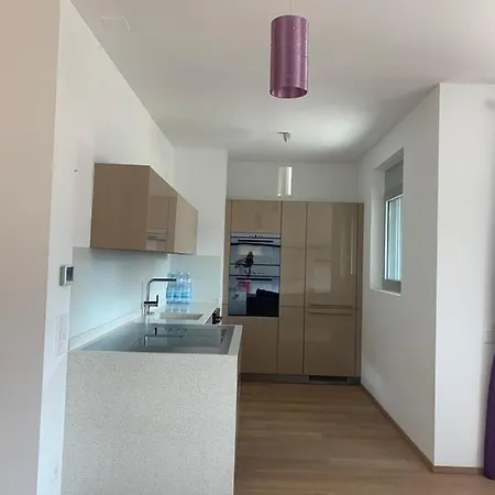 Luxury Center Apartment